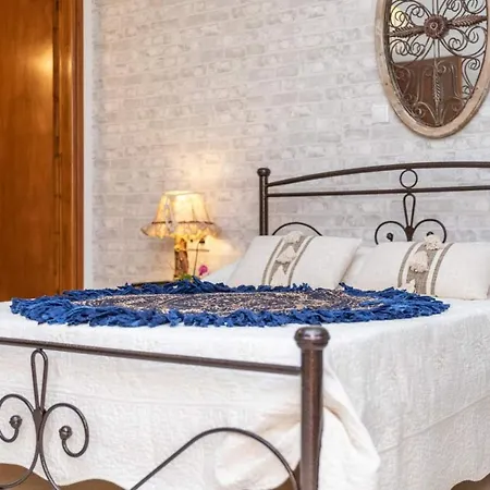 Maury Down Town Apartmán